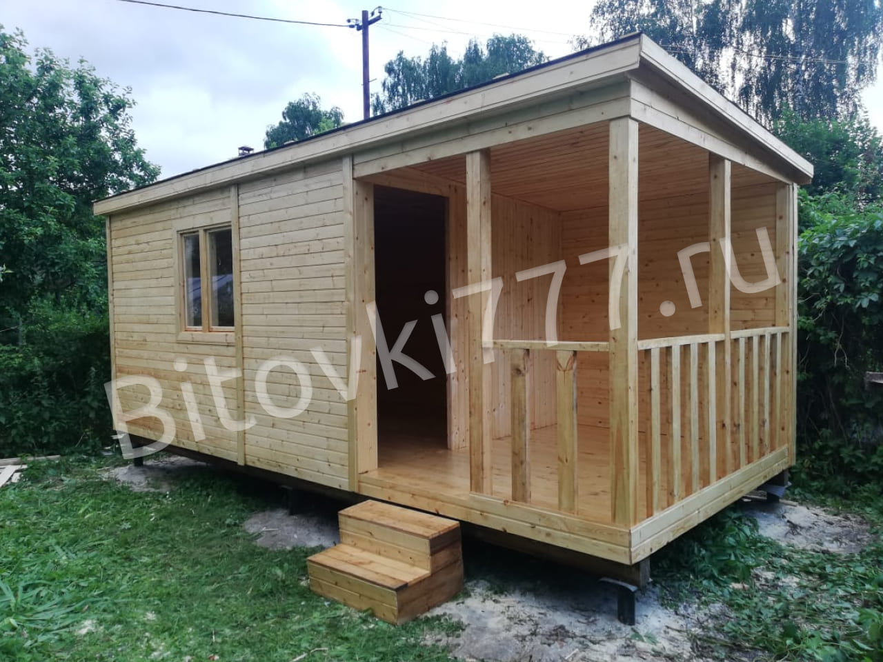 Бытовка дачная с открытой верандой