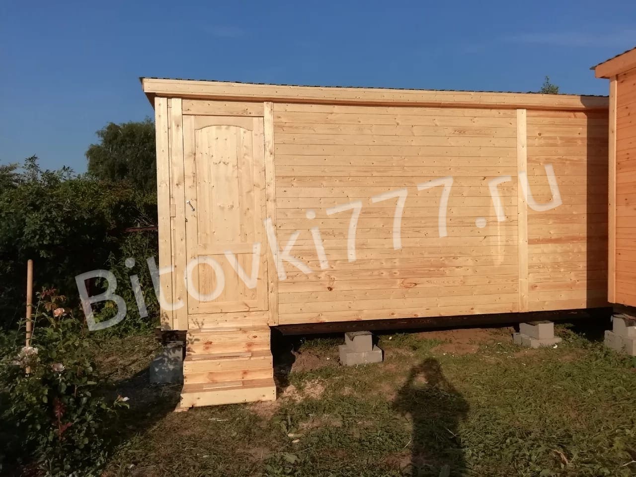 Хозблок без окон на дачу — фото 4