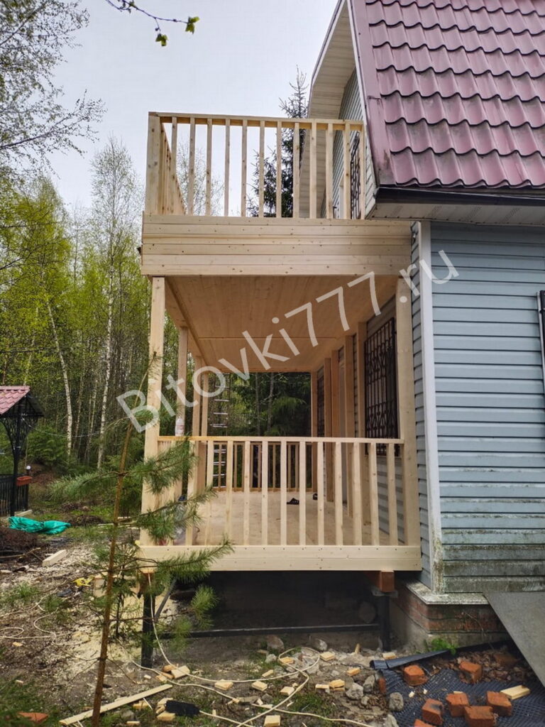 Проект деревянной веранды к бытовки или загородному дому